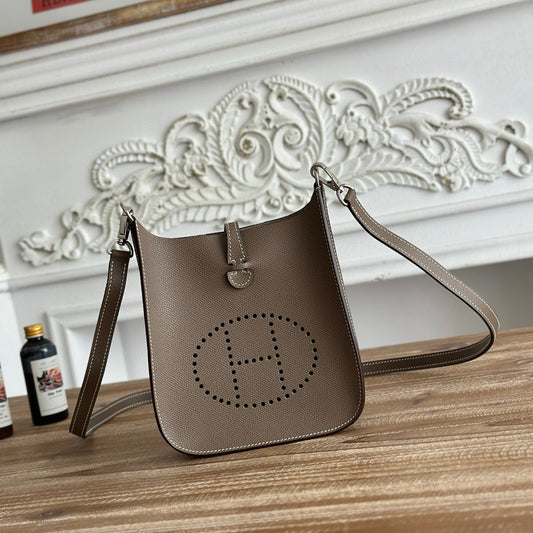 Jay E Handmade Bag -01